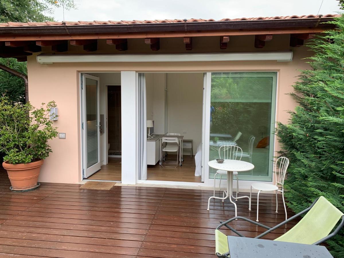 Casabella-Lago Maggiore Lesa Eksteriør bilde